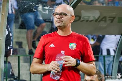 Dominik Nowak nie będzie prowadził Miedzi Legnica. (fot. Bartek Hamanowicz/ Miedź Legnica)