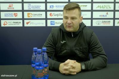 Adrian Stawski uważa, że 