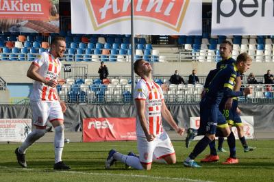Apklan Resovia musiała uznać wyższość Arki Gdynia. (fot. CWKS Resovia)