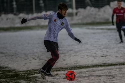 Maciej Wojtak strzelił gola dla Stali Stalowa Wola w sparingu z Hutnikiem Kraków (fot. Radosław Kuśmierz)
