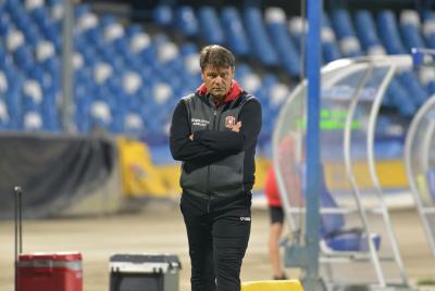 Radosław Mroczkowski nie jest już trenerem piłkarzy Resovii (fot. cwks-resovia.pl)