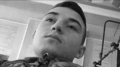 Na zdjęciu Vilaiy Sapilo, były piłkarz Karpat Lwów poległy podczas walk w Kijowie (fot. fckarpaty.org.ua)