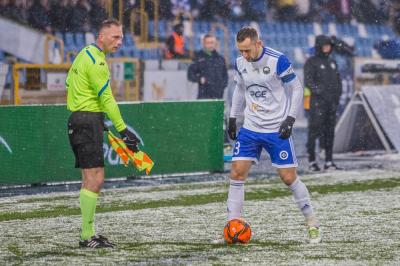 WIDEO: PGE FKS Stal Mielec - Warta Poznań 0-1 [SKRÓT MECZU]