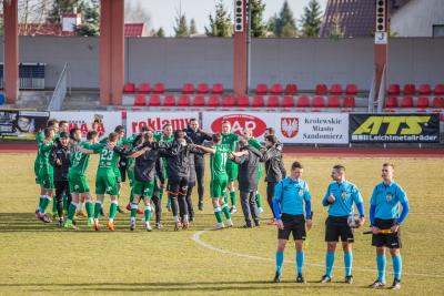 Udana inauguracja Wisłoki! ŁKS Łagów w pokonanym polu