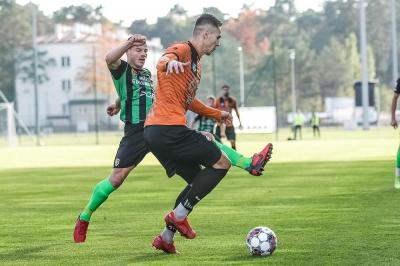 WIDEO: Stal Stalowa Wola - KSZO 1929 Ostrowiec Świętokrzyski 1-0 [SKRÓT MECZU]