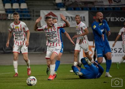 Mecz Resovia - Cracovia już dziś o godz. 17:30. Śledź relację live z tego pojedynku (fot. cwks-resovia.pl)