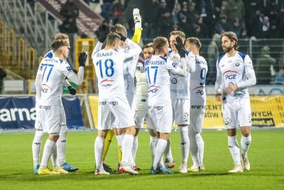 Na zwycięstwo jeszcze trzeba poczekać! Stal Mielec wróci z Radomia bez punktów