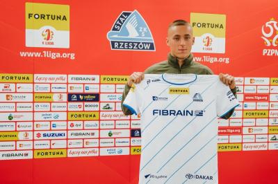 Krystian Wachowiak nowym piłkarzem Stali Rzeszów! (fot. Stal Rzeszów)
