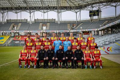 Korona II Kielce nie zostanie wycofana z rozgrywek 3 ligi gr. IV. (fot. Korona Kielce)