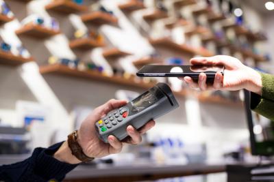 Płatności i finanse mobilne - jak działają i czy są bezpieczne?