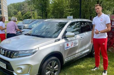 Albert Komański przesiadł się z BMW do Suzuki Vitara. fot. archiwum zawodnika