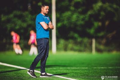 Tomasz Kuźma poprzednio pracował w rezerwach Rakowa Częstochowa. (fot. Jakub Ziemianin)