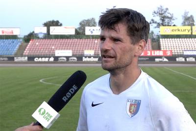 Marek Fundakowski po meczu z Wiślanami Jaśkowice nie krył emocji. Karpaty Krosno przegrały 0-2 (fot. youtube.com/podkarpacielive)