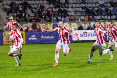 Resovia w ostatnim meczu ligowym pokonała na wyjeździe Miedź Legnica! (fot. Resovia)