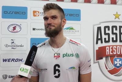 Karol Kłos: Niesie mnie doping kibiców