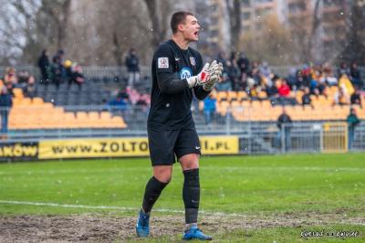 Michał Perchel zagrał w sparingu Puszczy Niepołomice z Czarnymi Połaniec (fot. Konrad Kwolek/ Karpaty Krosno)