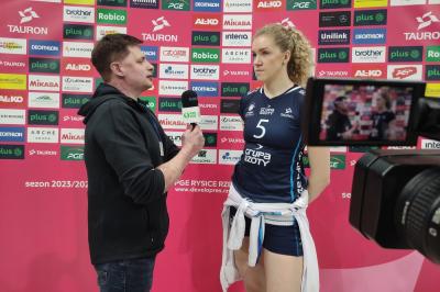 Agnieszka Korneluk był smutna po porażce z PGE Rysicami Rzeszów. (fot. własne)