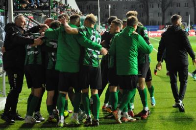WIDEO: Stal Stalowa Wola - Sandecja Nowy Sącz 2-1 [SKRÓT MECZU]