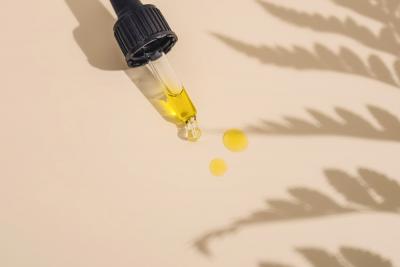 CBD a pielęgnacja skóry trądzikowej