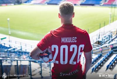 Rafał Mikulec na zasadzie transferu definitywnego przenosi się do Wisły Kraków (fot. Marianna Gruba/ Wisła Kraków)