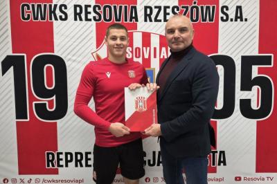 Filip Mikrut z nowym kontraktem w Resovii (fot. Resovia)