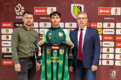 Michał Surzyn oficjalnie w Stali Stalowa Wola (fot. Daniel Tracz/ Stal Stalowa Wola)