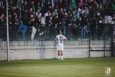 Stal Stalowa Wola spadła do 2 ligi. Zdjęcie wykonane po piątkowej porażce ze Zniczem Pruszków 0-5 (fot. stal1938.pl)