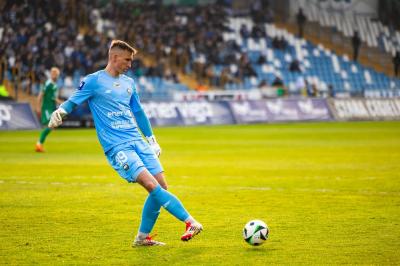 Jakub Mądrzyk po roku opuszcza Stal Mielec. (fot. Stal Mielec)