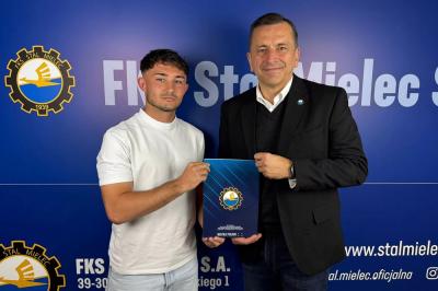 Kacper Sadłocha wrócił do Stali Mielec. (fot. Stal Mielec)