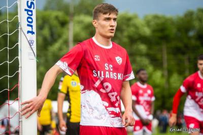 Kacper Pieniążek nowym piłkarzem Igloopolu Dębica (fot. Konrad Kwolek)