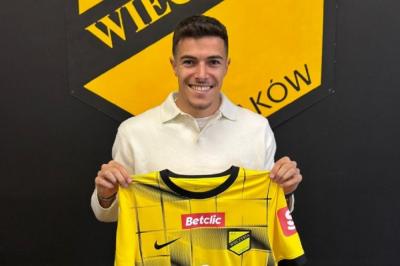 Miki Villar wrócił do Krakowa. Tym razem będzie grał w Wieczystej! (fot. Wieczysta Kraków)