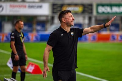 Ivan Djurdjević nie był zadowolony po meczu z Wieczystą Kraków. (fot. Stal Mielec)