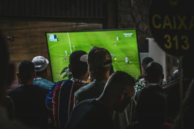 Gdzie i jak oglądać Premier Sports, jeśli jesteś w Polsce?