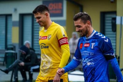 Czarni Połaniec (żółt stroje) w zimowym okresie przygotowawczym mają w planie sparing m.in. z Pogonią-Sokół Lubaczów (fot. Pogoń-Sokół Lubaczów)