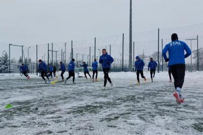 Stal Mielec już po pierwszym treningu przed rundą wiosenną (fot. FKS Stal Mielec)