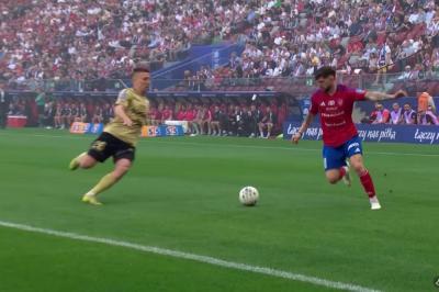 SKRÓT MECZU: Górnik Zabrze - Raków Częstochowa 2-0 (Finał Pucharu Polski)