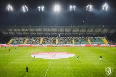 Stal Stalowa Wola utrzymała się w 2 lidze. Miasto szuka prywatnego inwestora, który będzie chciał kupić klub (fot. Daniel Tracz)