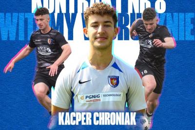 Kacper Chroniak zostaje w Karpatach Krosno (fot. facebook.com/KSKarpatyKrosno)