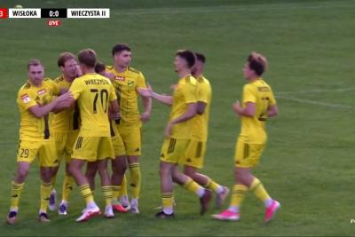 Skrót meczu Wisłoka Dębica - Wieczysta II Kraków 0-3 (fot. YouTube / Wisłoka Dębica)