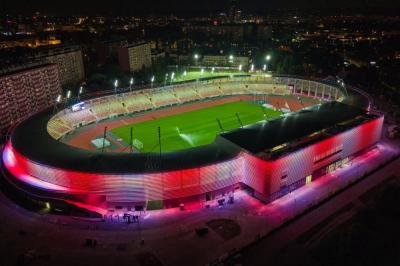 PCLA rozbłysło po zmroku! Znamy dokładną datę otwarcia nowego stadionu Resovii (fot. Resovia)