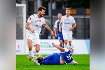 Sean Goss z numerem 8 (fot. stalrzeszow.pl)