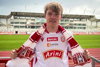 Jakub Staniszewski nowym zawodnikiem Resovii (fot. cwks-resovia.pl)