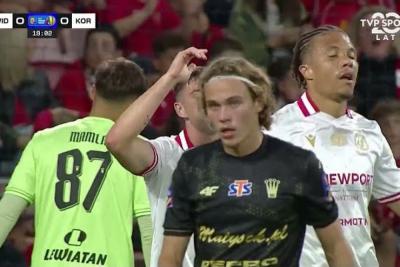 Skrót meczu Widzew Łódź - Korona Kielce 0-1 (fot. YouTube)
