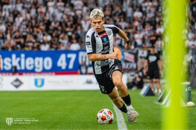Sandecja Nowy Sącz przegrała z Podhalem Nowy Targ (fot. A. Maraś)