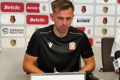 Na zdjęciu Dariusz Kantor, trener Resovii (fot. youtube.com / ResoviaTV)