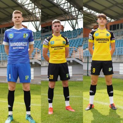 Siarka Tarnobrzeg podpisała umowy z nowym bramkarzem, obrońcą i napastnikiem!