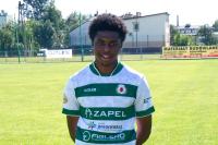 Izolacja pozyskała gracza z przeszłością na francuskich boiskach