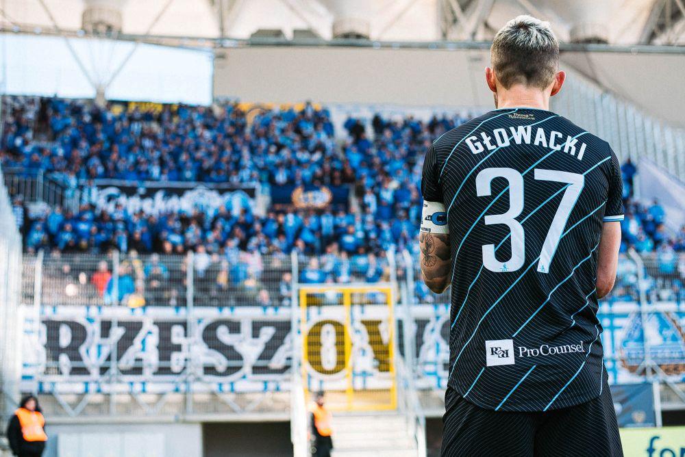 Piotr Głowacki pożegnał się ze Stalą Rzeszów! (fot. Robert Skalski/Stal Rzeszów)