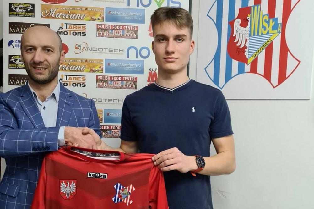 Kacper Pieniążek został nowym zawodnikiem Wisły Sandomierz (fot. Wisła Sandomierz)