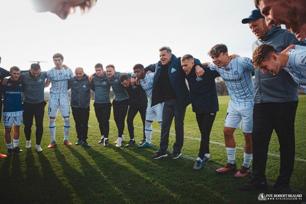 Stal Rzeszów zmierzy się z Rakowem Częstochowa  trakcie przerwy reprezentacyjnej (fot. Robert Skalski)